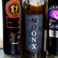 MOON ONX red wine